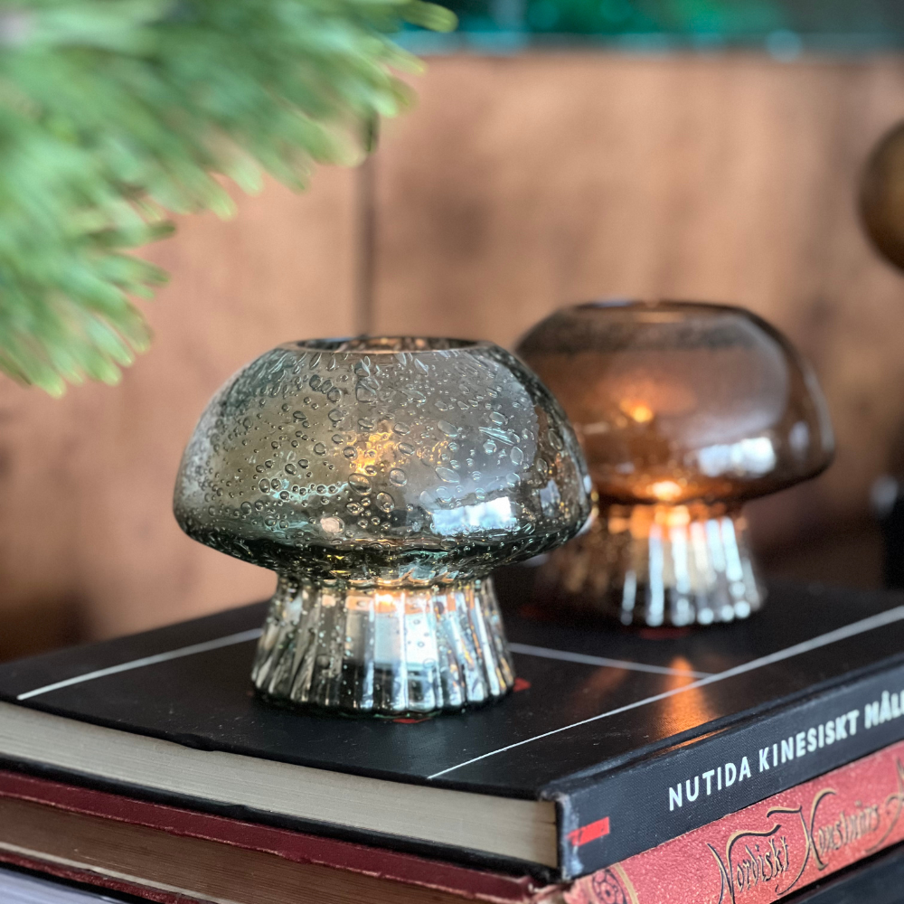 ljuslykta i glas, glaslykta, svamplyktor, svamp lyktor, svamplampor, svamplampa, svamp lampa, ljushållare i glas,
