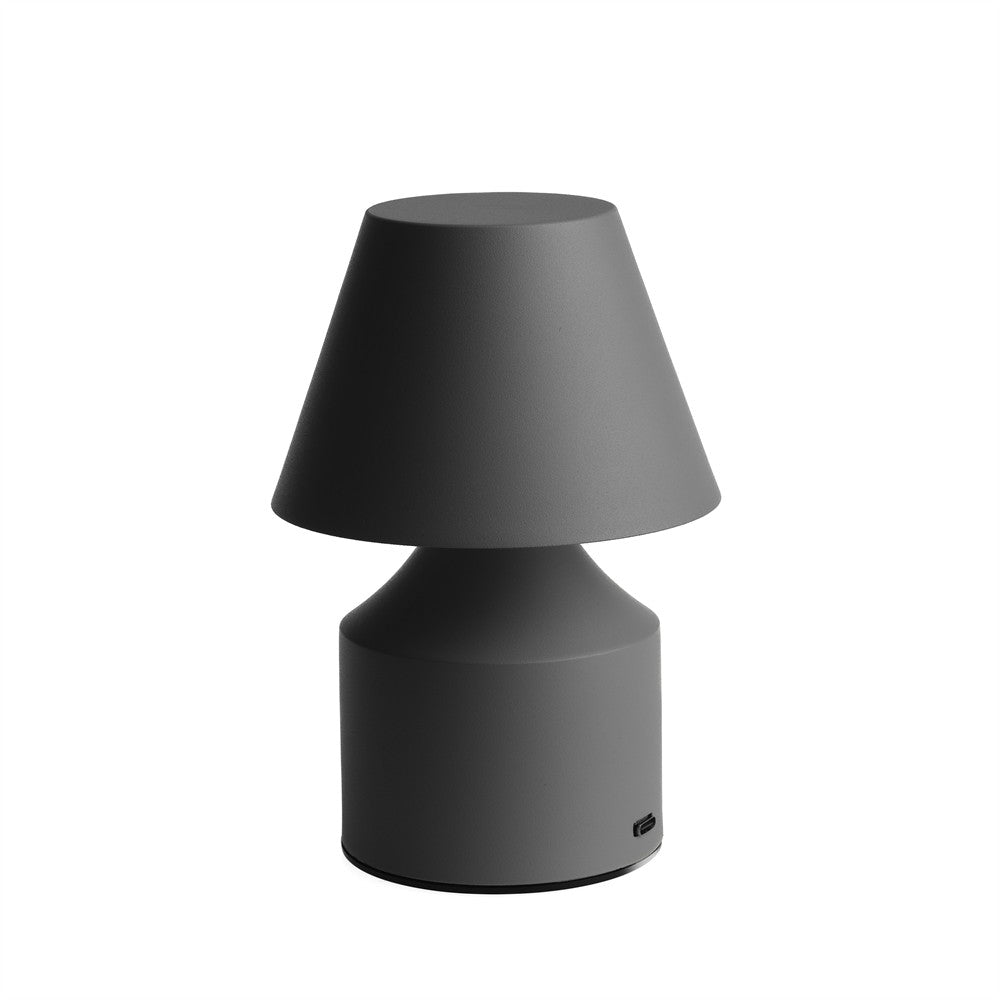 liten trådlös bordslampa, liten bordslampa, stilrena bordslampor, svar bordslampa, stilren svart bordslampa, snygg bordslampa,