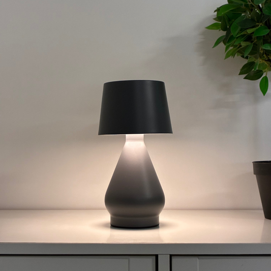 Stilren svart bordslampa, svart bordslampa, stilren lampa, trådlös svart lampa, mysig bordslampa, krukformad lampa, 