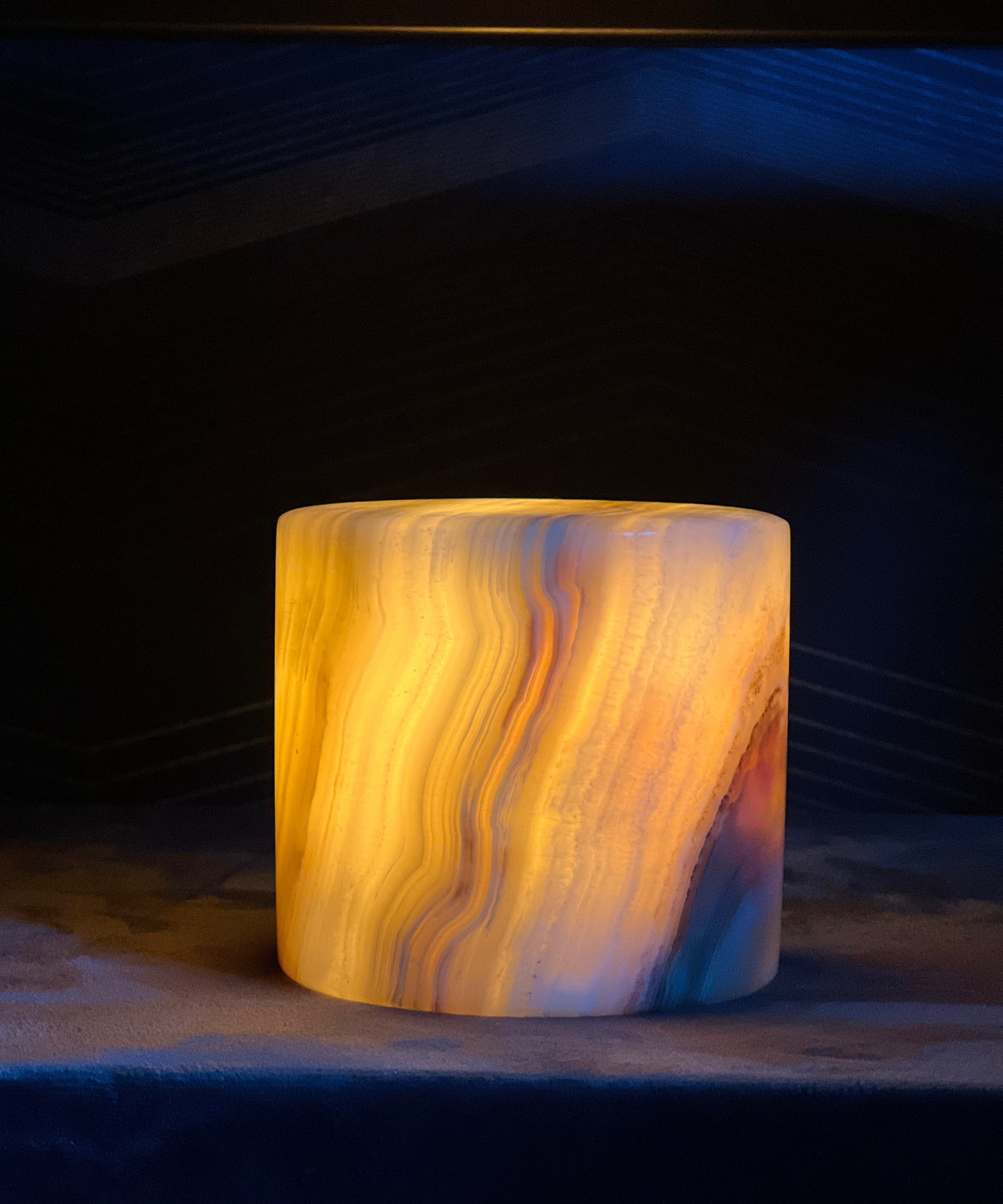 unik bordslampa, jade lampa, jade stenar, bordslampor jade, bordslampor i sten, snygg sänglampa, snygg bordslampa,