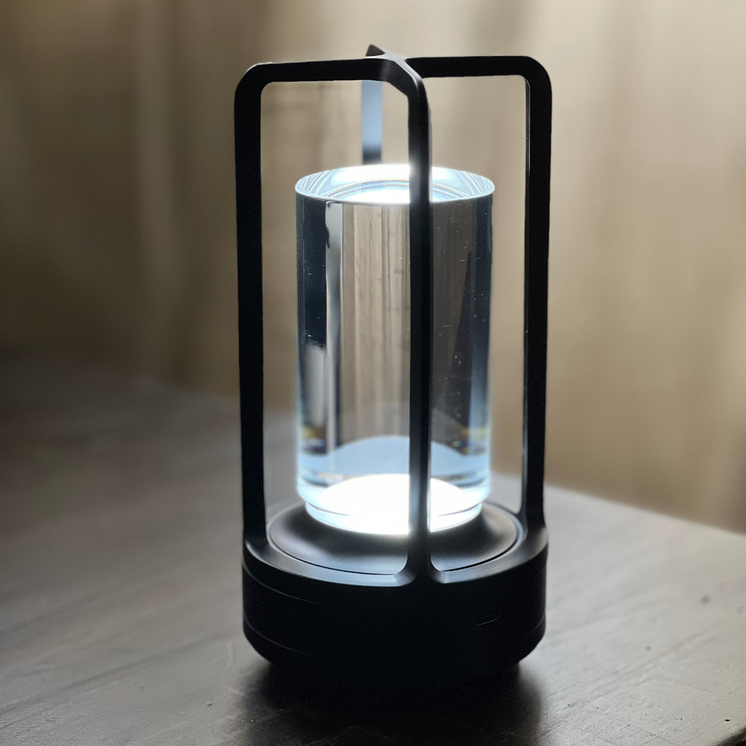 Uppladdningsbar LED bordslampa Lyktan i svart med dimbart ljus